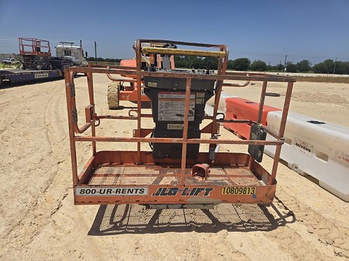 JLG M600JP photo 8