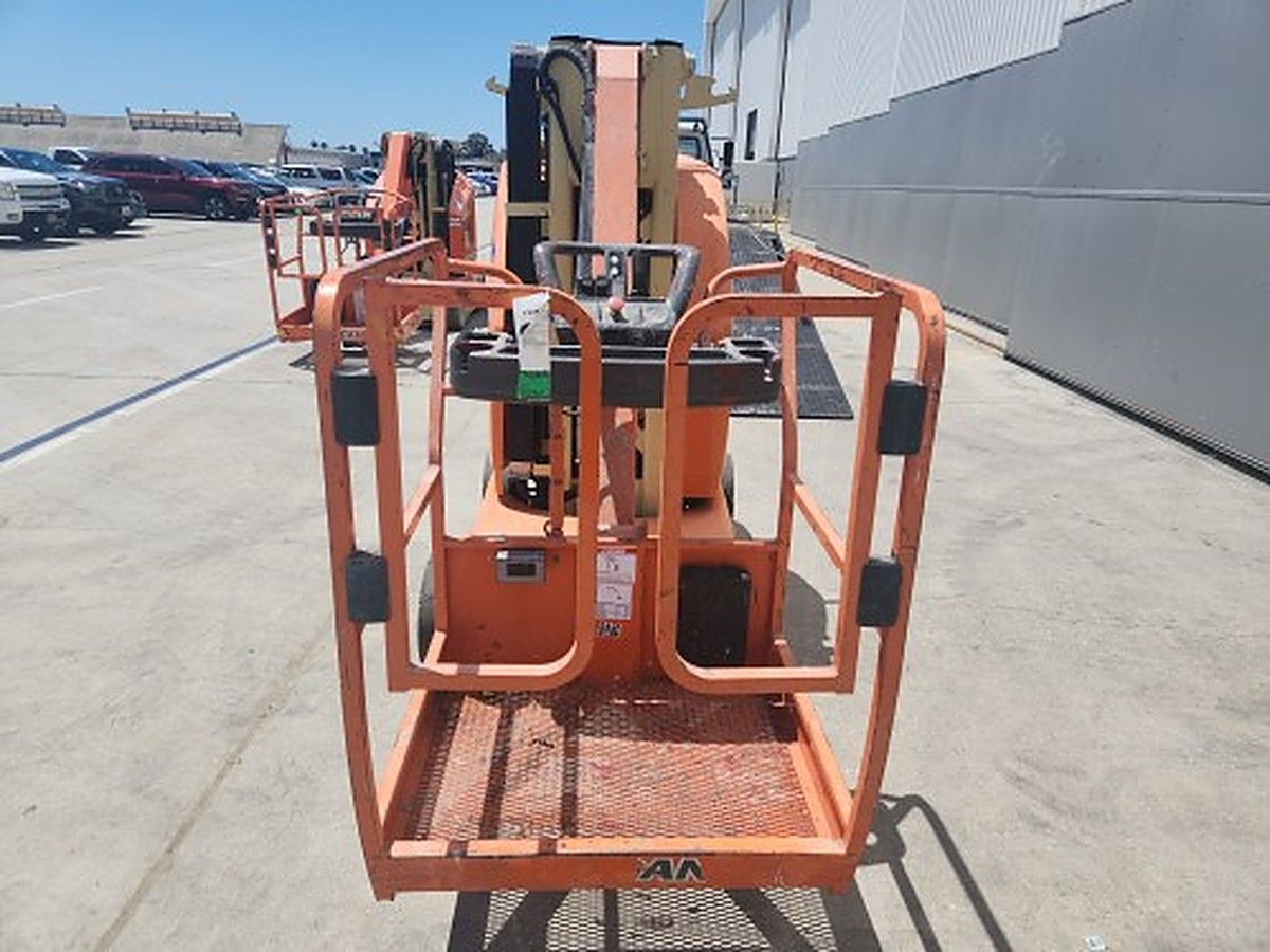 JLG T26E photo 5