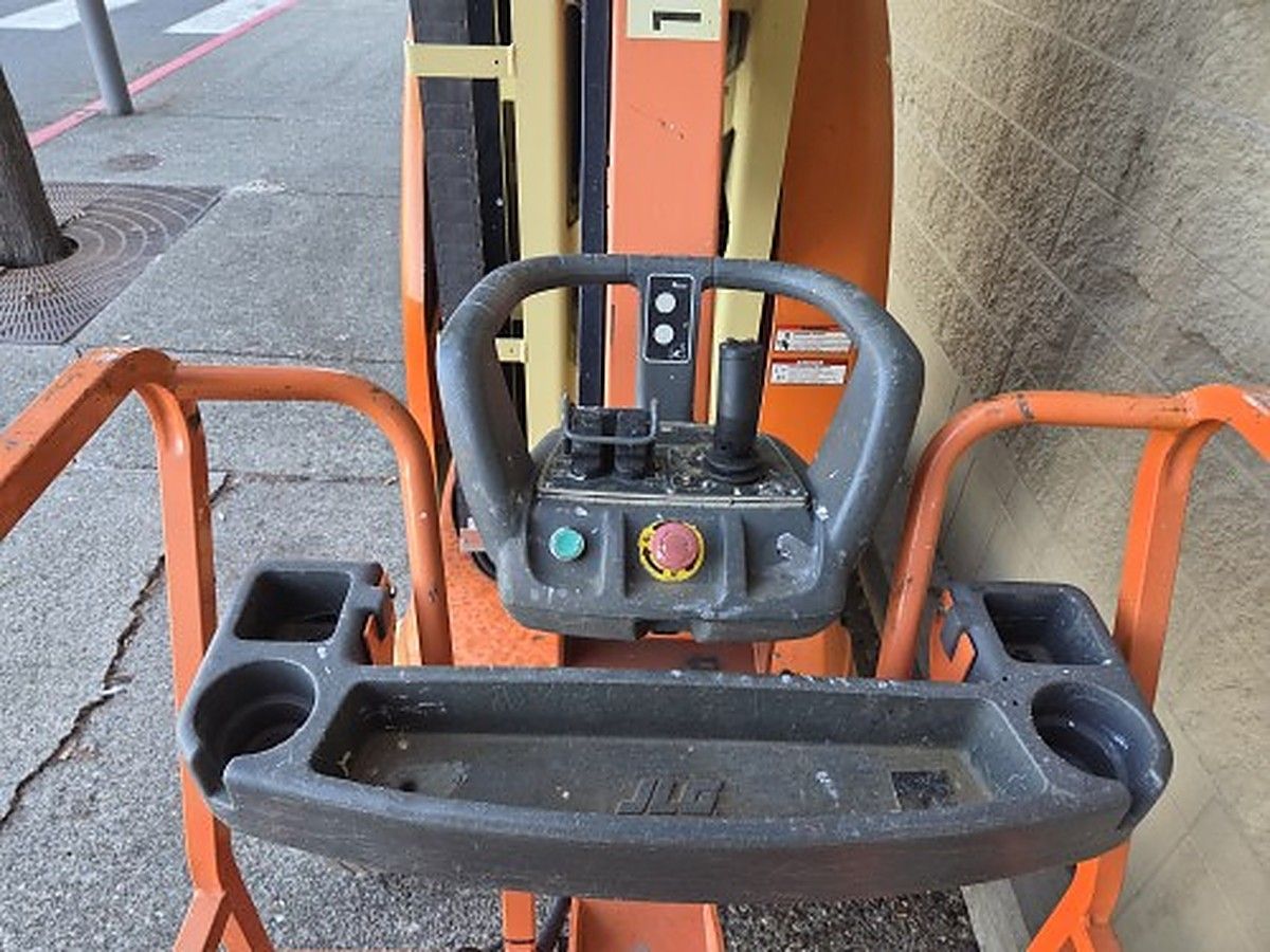 JLG T26E photo 4