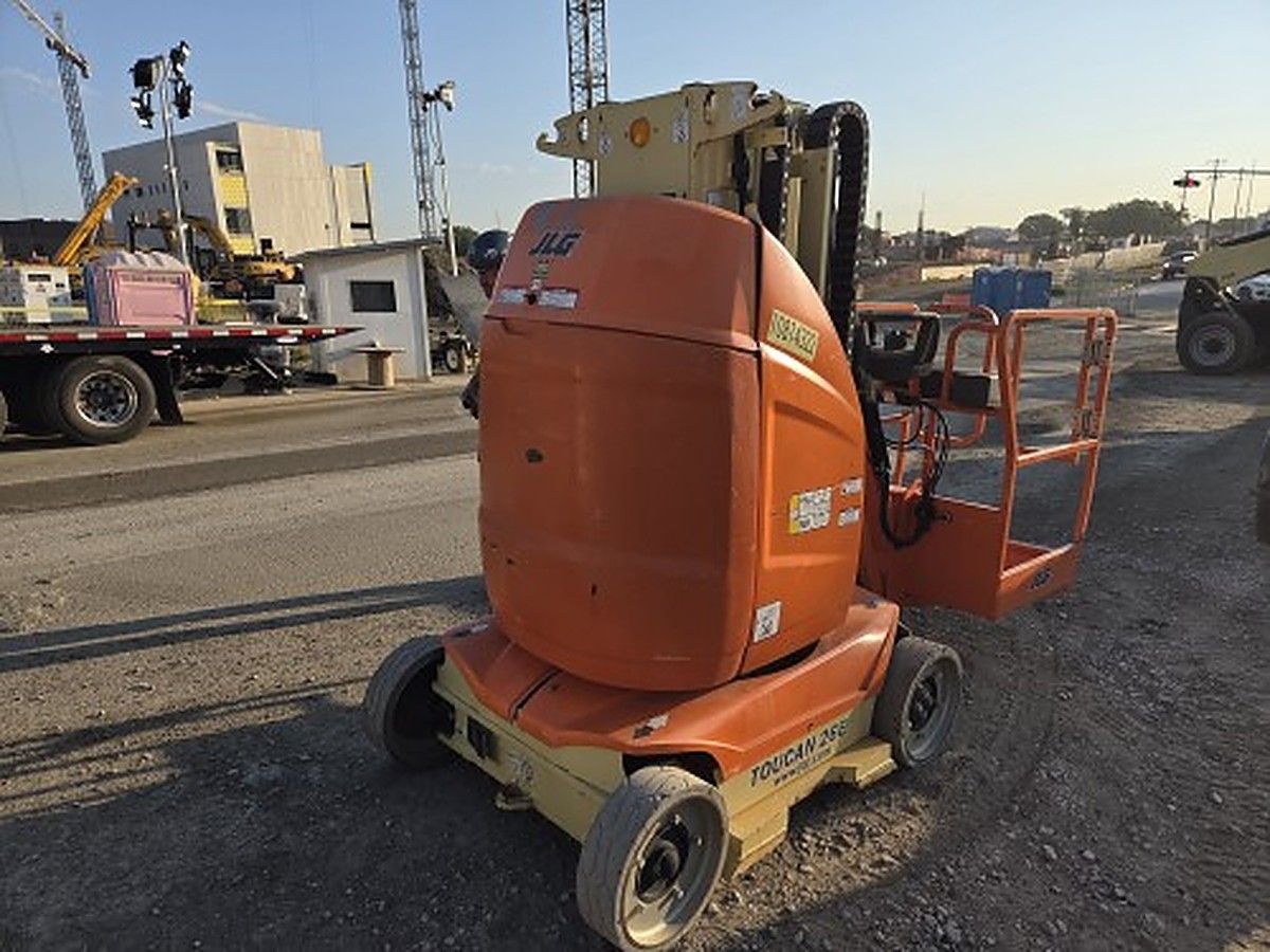 JLG T26E photo 2