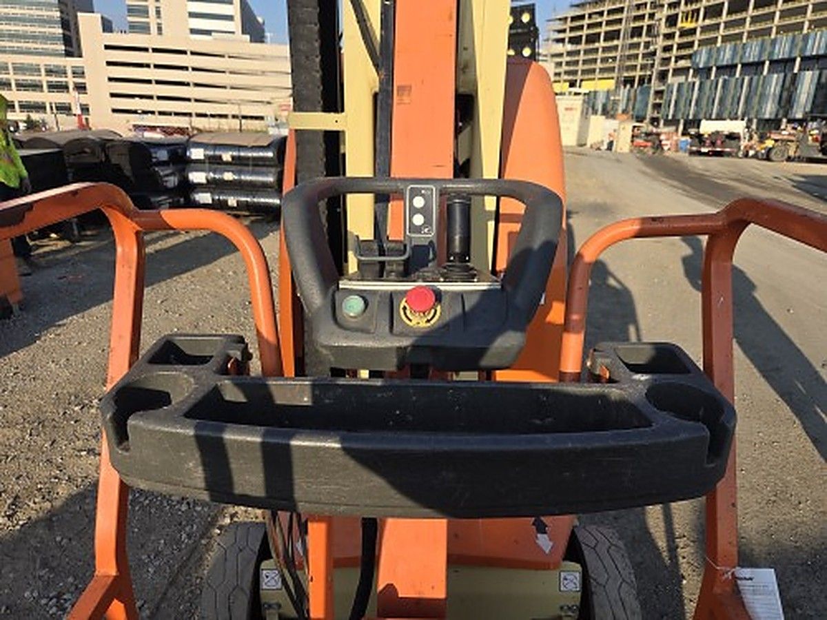 JLG T26E photo 3