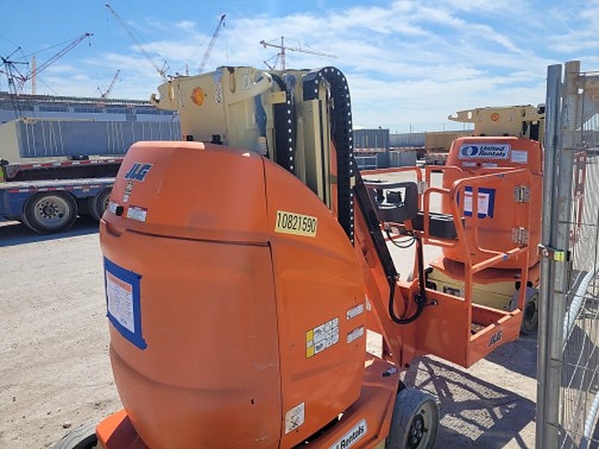 JLG T26E photo 2
