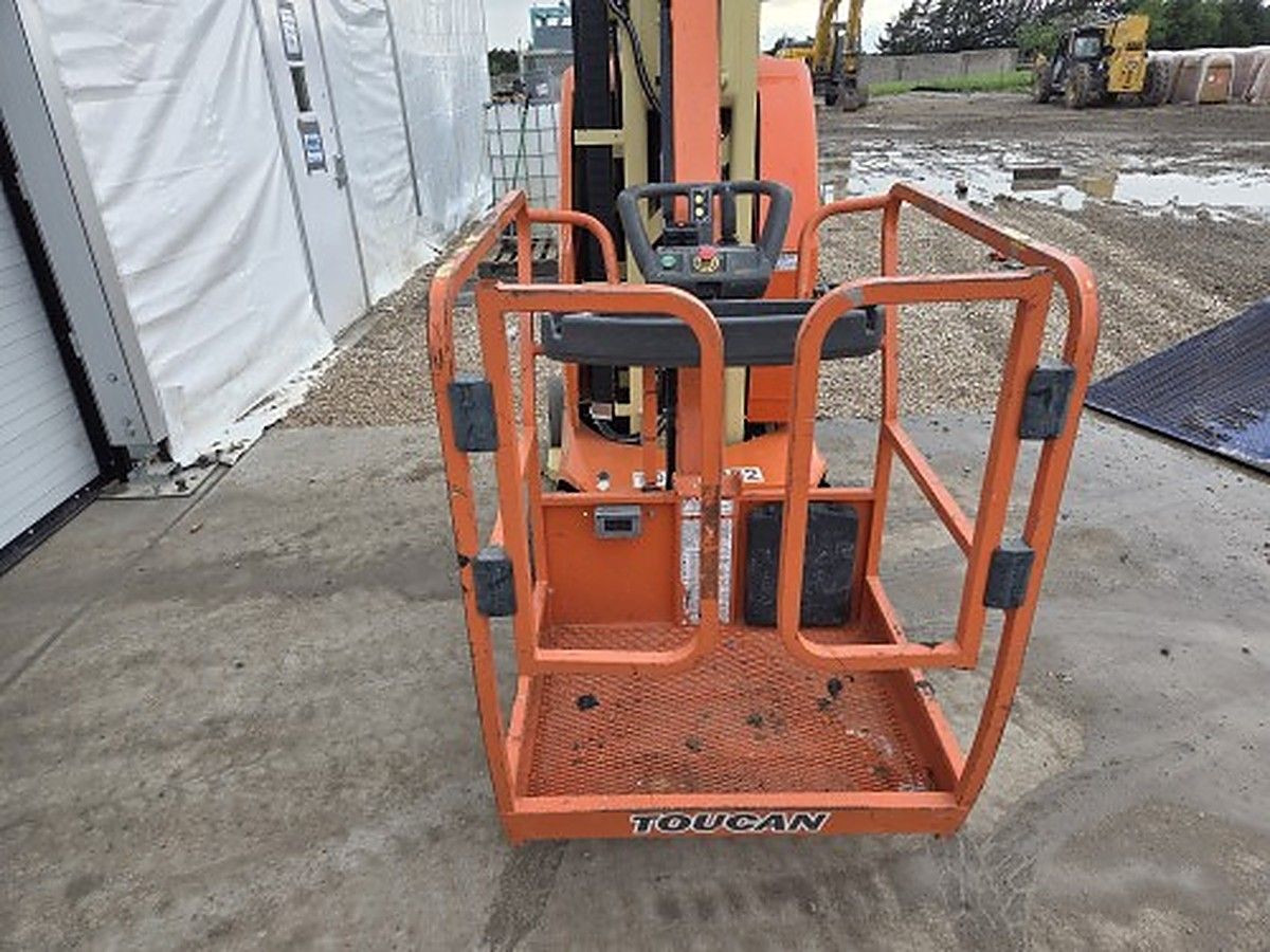JLG T26E photo 5