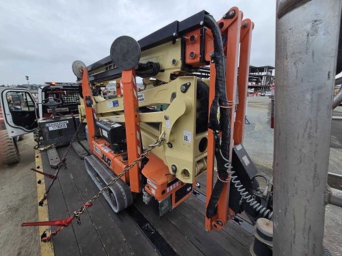 JLG X600AJ photo 4