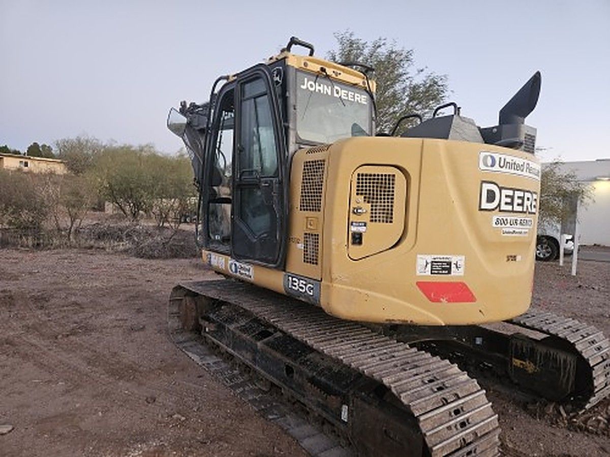 2018 JOHN DEERE 135G for sale in Las Vegas, NV