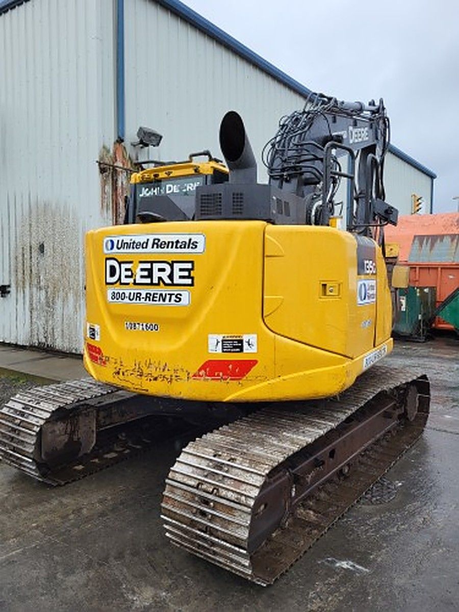 JOHN DEERE 135G photo 3