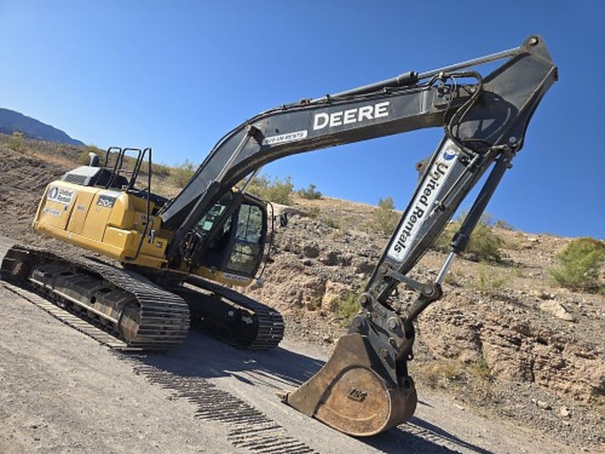 JOHN DEERE 210G LC photo 6