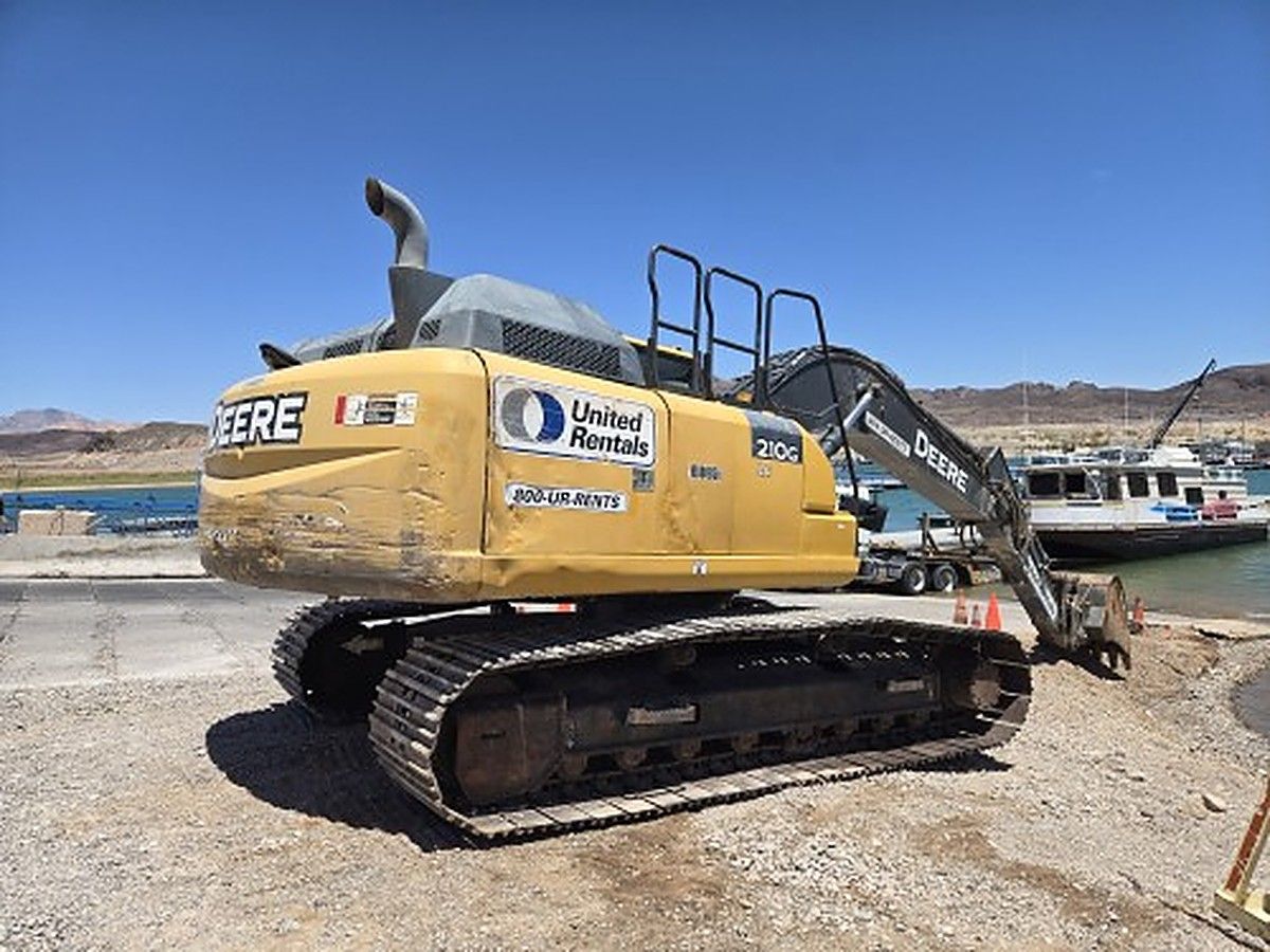 JOHN DEERE 210G LC photo 8