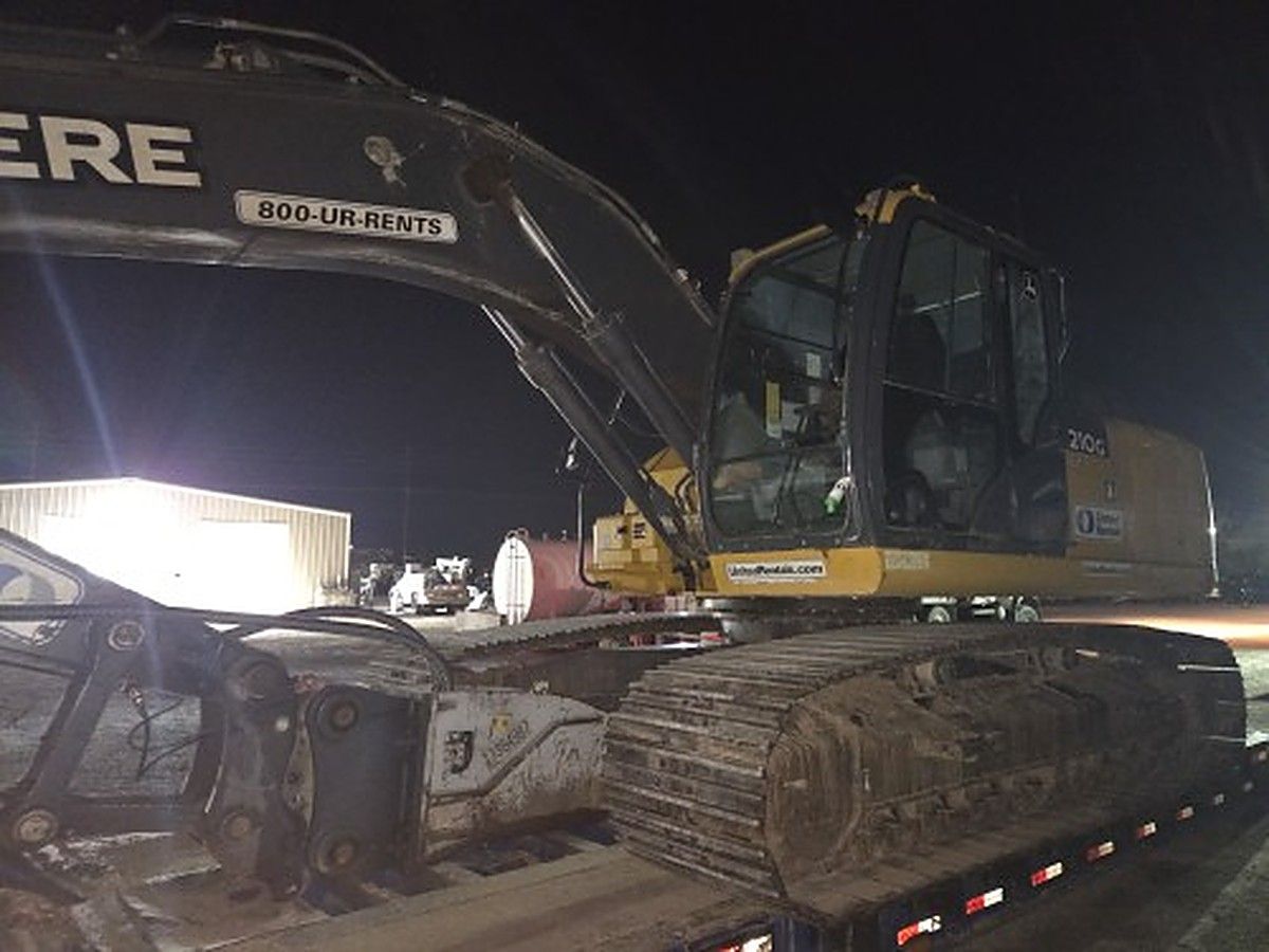 JOHN DEERE 210G LC photo 5