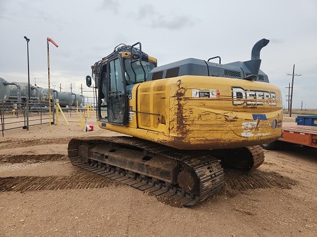 JOHN DEERE 210G LC photo 2