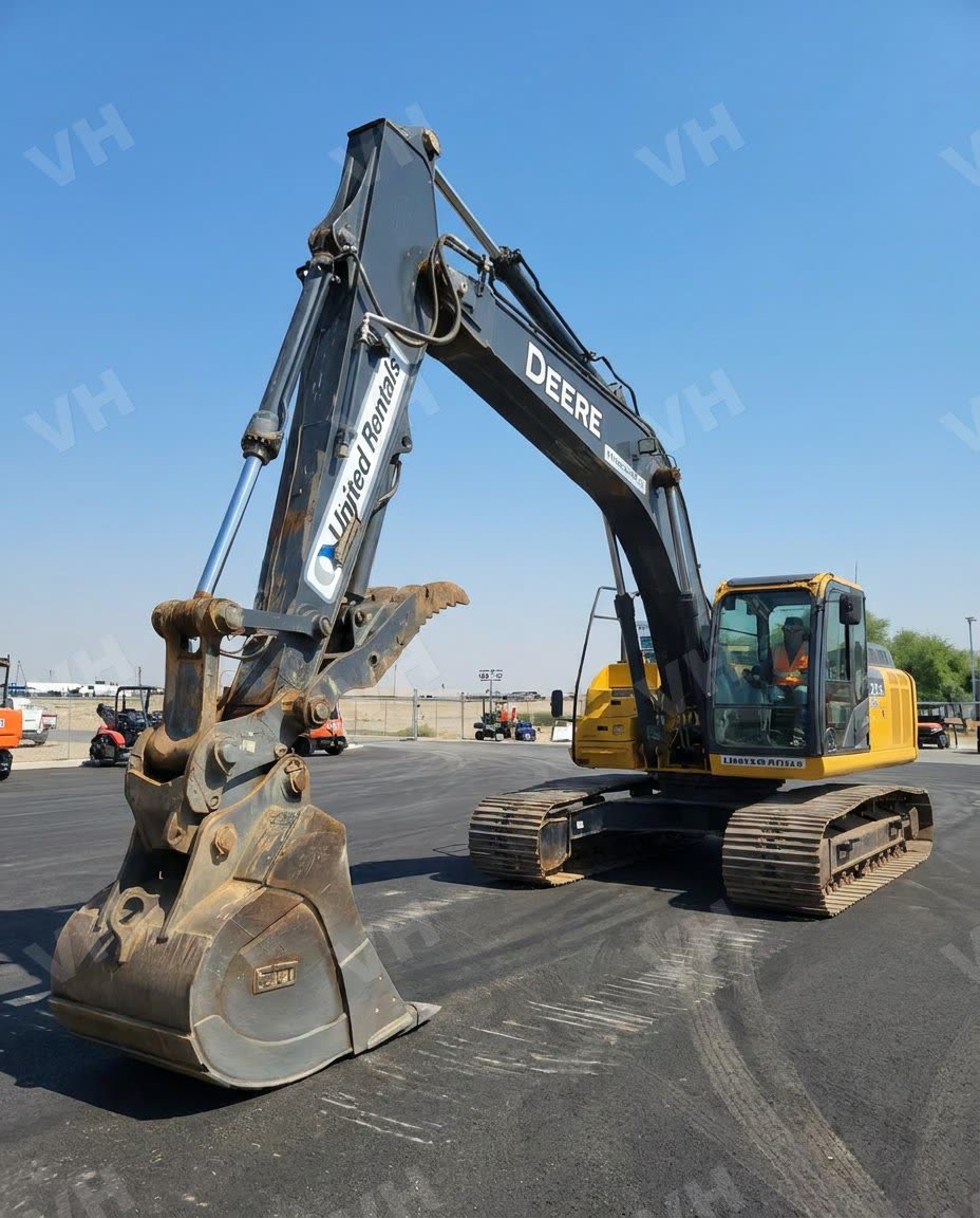 2018 John Deere 210G LC EXCAVATOR 43000-54999#