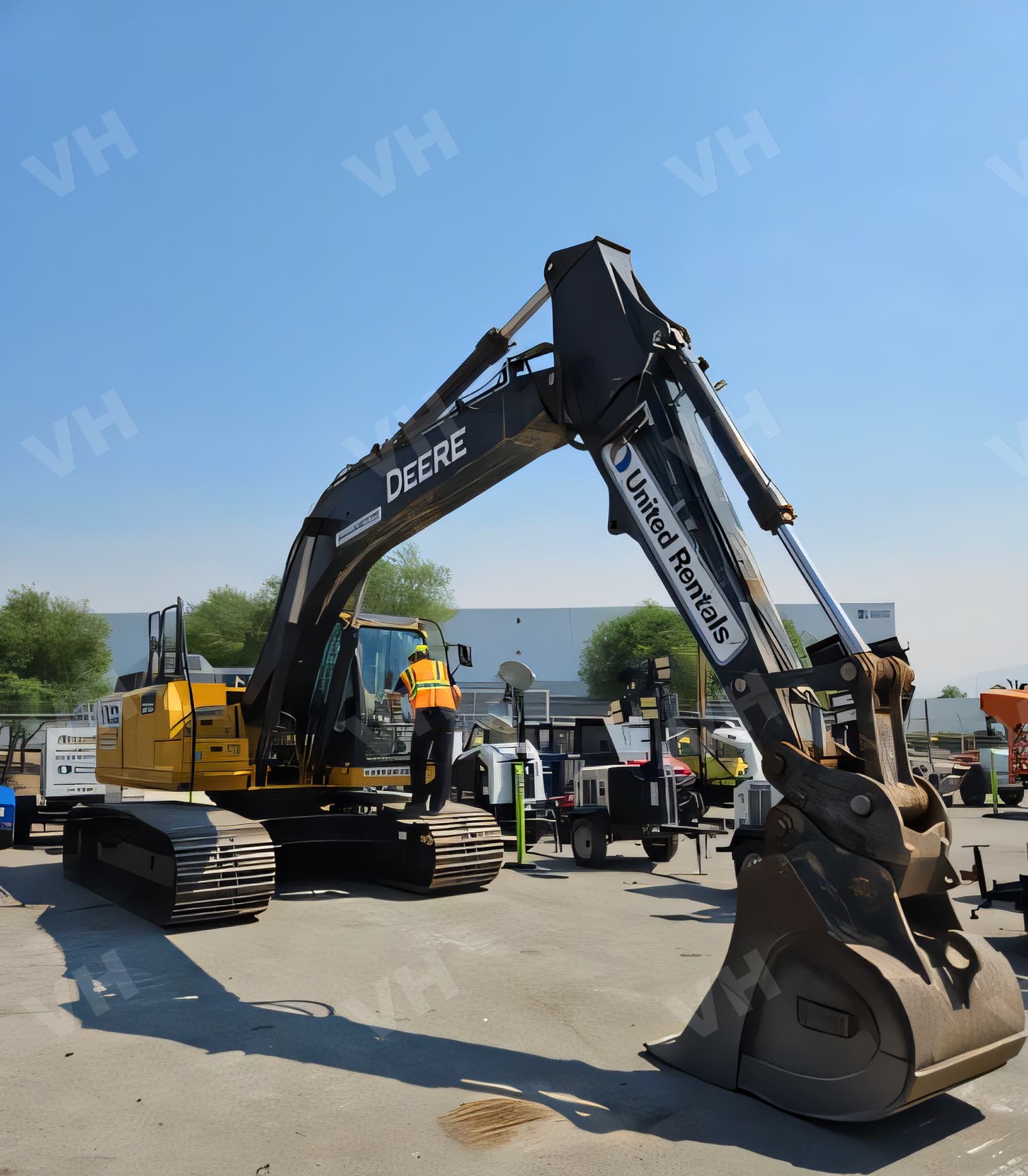 2018 John Deere 210G LC EXCAVATOR 43000-54999# photo 3