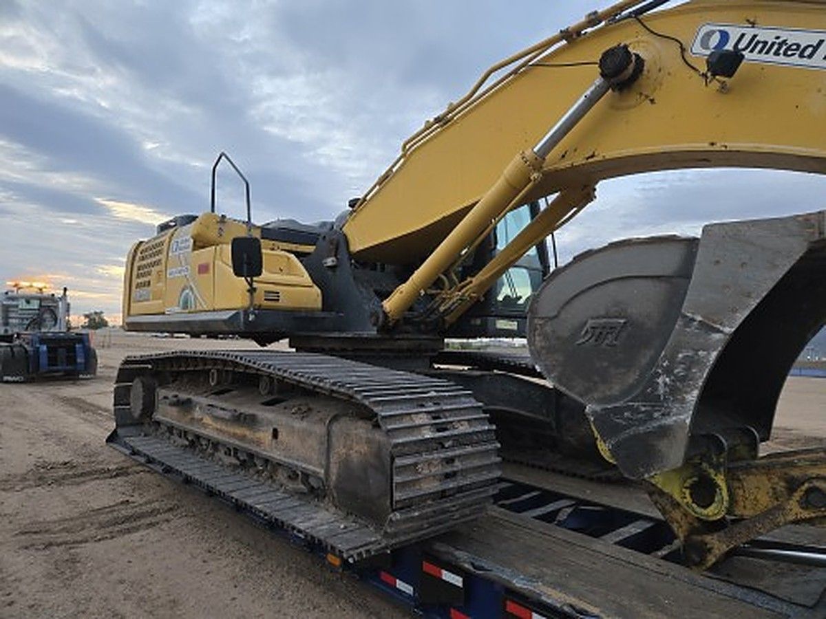 KOBELCO SK350LC-10 photo 6