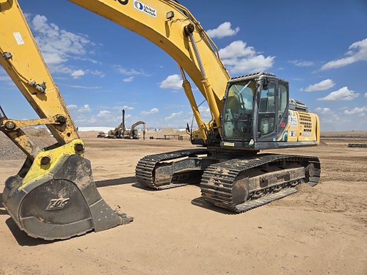 KOBELCO SK350LC-10 photo 10