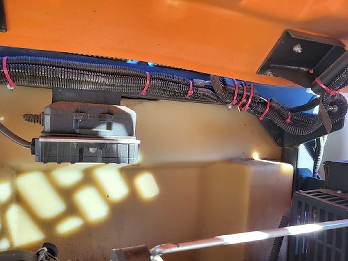 MAGNUM PRO MLT6SM photo 5
