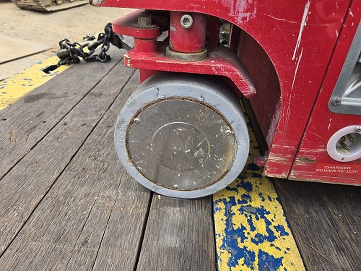 MEC 1330SE photo 9