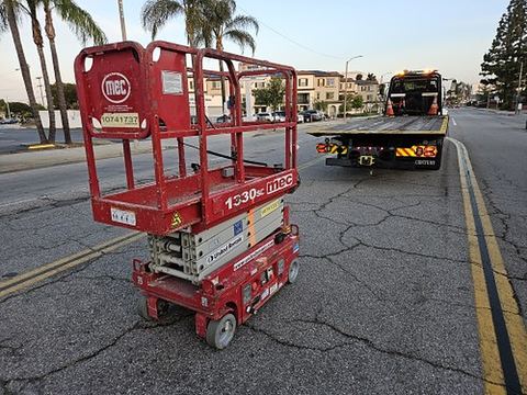 2018 MEC 1330SE Scissor Lift 10-13' Electric