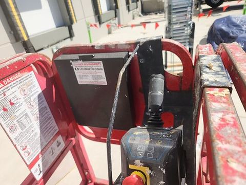 2018 MEC 1330SE Scissor Lift 10-13' Electric