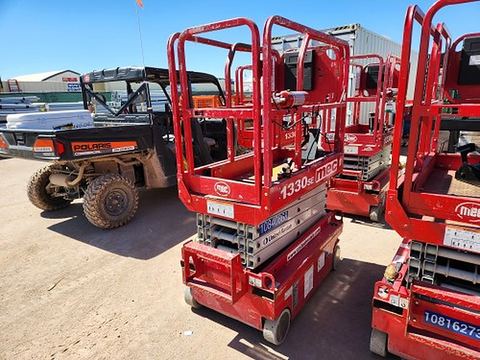 2018 MEC 1330SE Scissor Lift 10-13' Electric