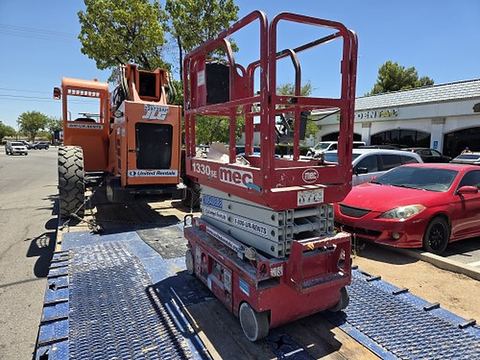 2018 MEC 1330SE Scissor Lift 10-13' Electric