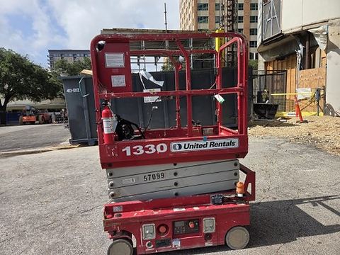 2018 MEC 1330SE Scissor Lift 10-13' Electric