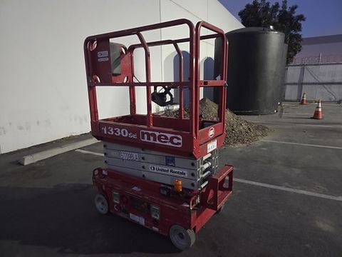 2018 MEC 1330SE Scissor Lift 10-13' Electric