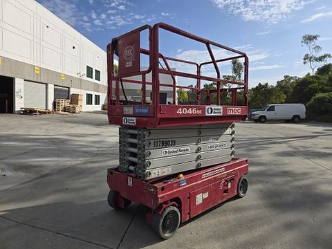 2018 MEC 4046SE Scissor Lift 39-40' Electric 45-48"Wide