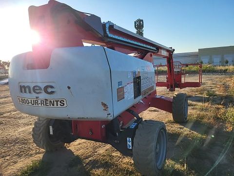 2018 MEC 60J-D Boom 60-64' Telescopic