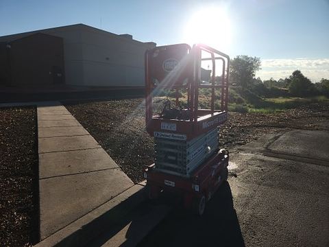 2018 MEC MICRO 19 Scissor Lift 18-19' Electric 60" Length