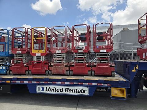 2018 MEC MICRO 19 Scissor Lift 18-19' Electric 60" Length