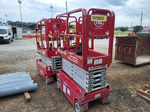 2018 MEC MICRO 19 Scissor Lift 18-19' Electric 60" Length