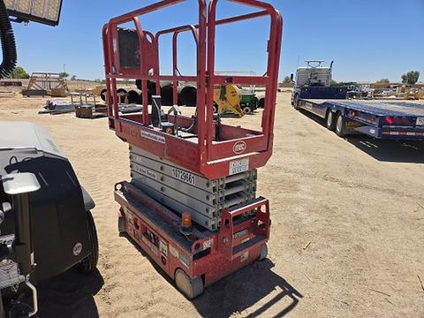 2018 MEC MICRO 19 Scissor Lift 18-19' Electric 60" Length