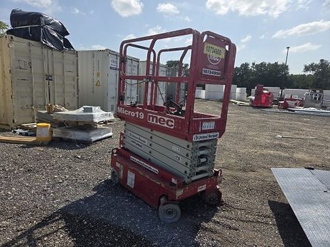 2018 MEC MICRO 19 Scissor Lift 18-19' Electric 60" Length