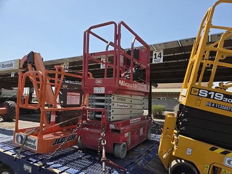 2018 MEC MICRO 19 Scissor Lift 18-19' Electric 60" Length