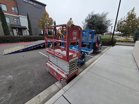 2018 MEC MICRO 19 Scissor Lift 18-19' Electric 60" Length