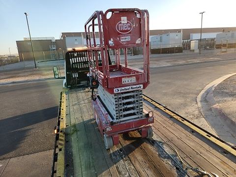 2018 MEC MICRO 19 Scissor Lift 18-19' Electric 60" Length