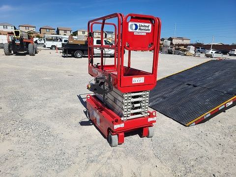 2018 MEC MICRO 19 Scissor Lift 18-19' Electric 60" Length