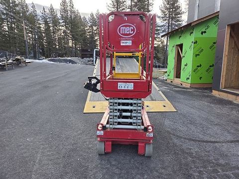 2018 MEC MICRO 19 Scissor Lift 18-19' Electric 60" Length