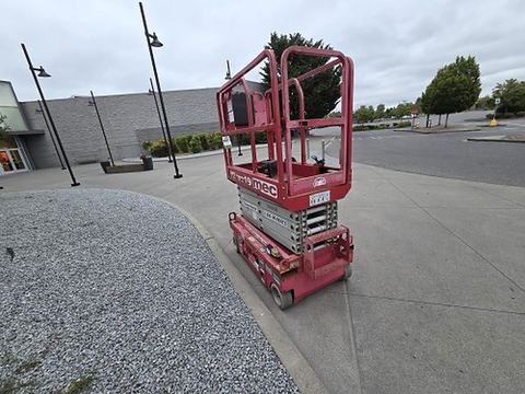 2018 MEC MICRO 19 Scissor Lift 18-19' Electric 60" Length