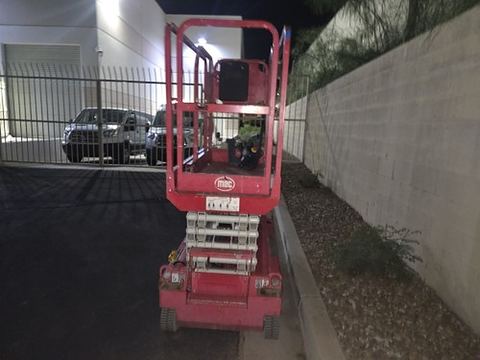 2018 MEC MICRO 19 Scissor Lift 18-19' Electric 60" Length