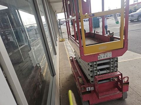 2018 MEC MICRO 19 Scissor Lift 18-19' Electric 60" Length