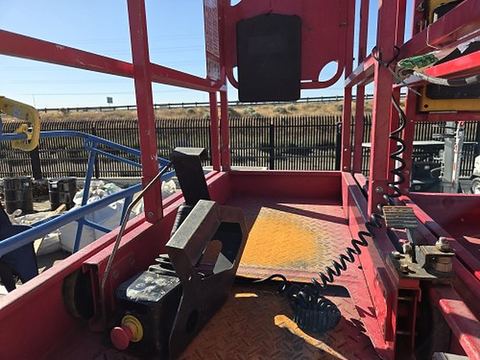 2018 MEC MICRO 19 Scissor Lift 18-19' Electric 60" Length