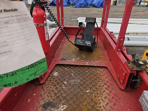 2018 MEC MICRO 19 Scissor Lift 18-19' Electric 60" Length