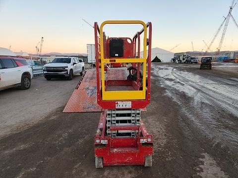 2018 MEC MICRO 19 Scissor Lift 18-19' Electric 60" Length
