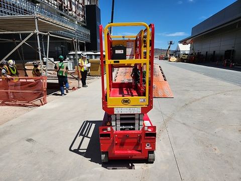 2018 MEC MICRO 19 Scissor Lift 18-19' Electric 60" Length
