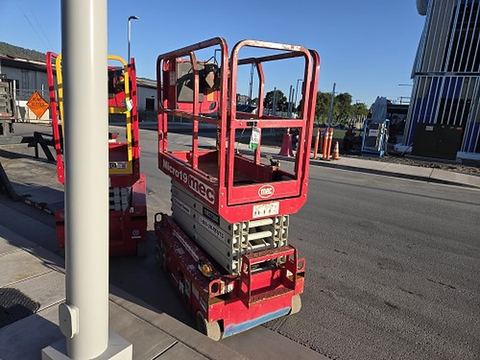 2018 MEC MICRO 19 Scissor Lift 18-19' Electric 60" Length