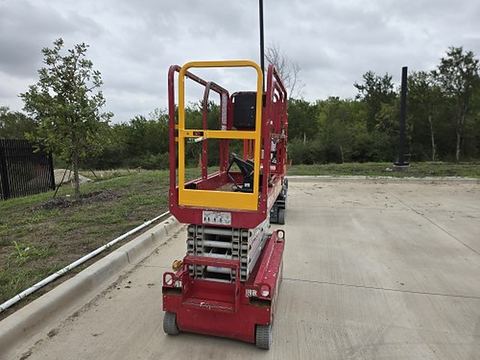 2018 MEC MICRO 19 Scissor Lift 18-19' Electric 60" Length