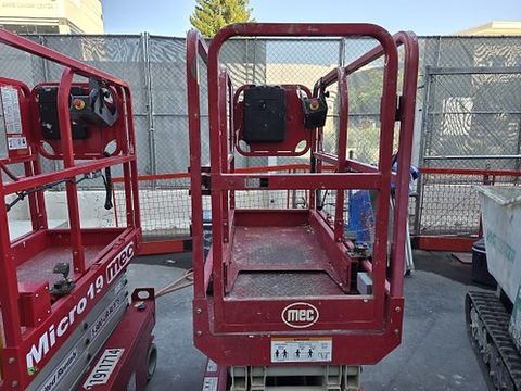 2018 MEC MICRO 19 Scissor Lift 18-19' Electric 60" Length