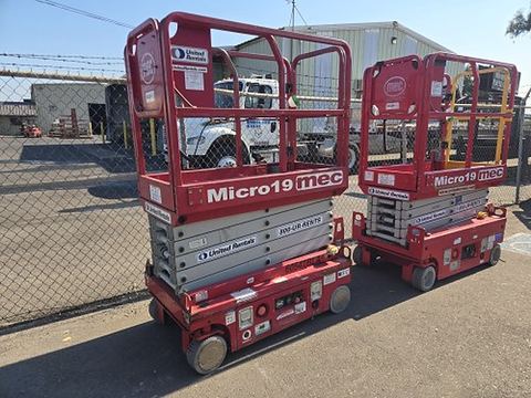 2018 MEC MICRO 19 Scissor Lift 18-19' Electric 60" Length