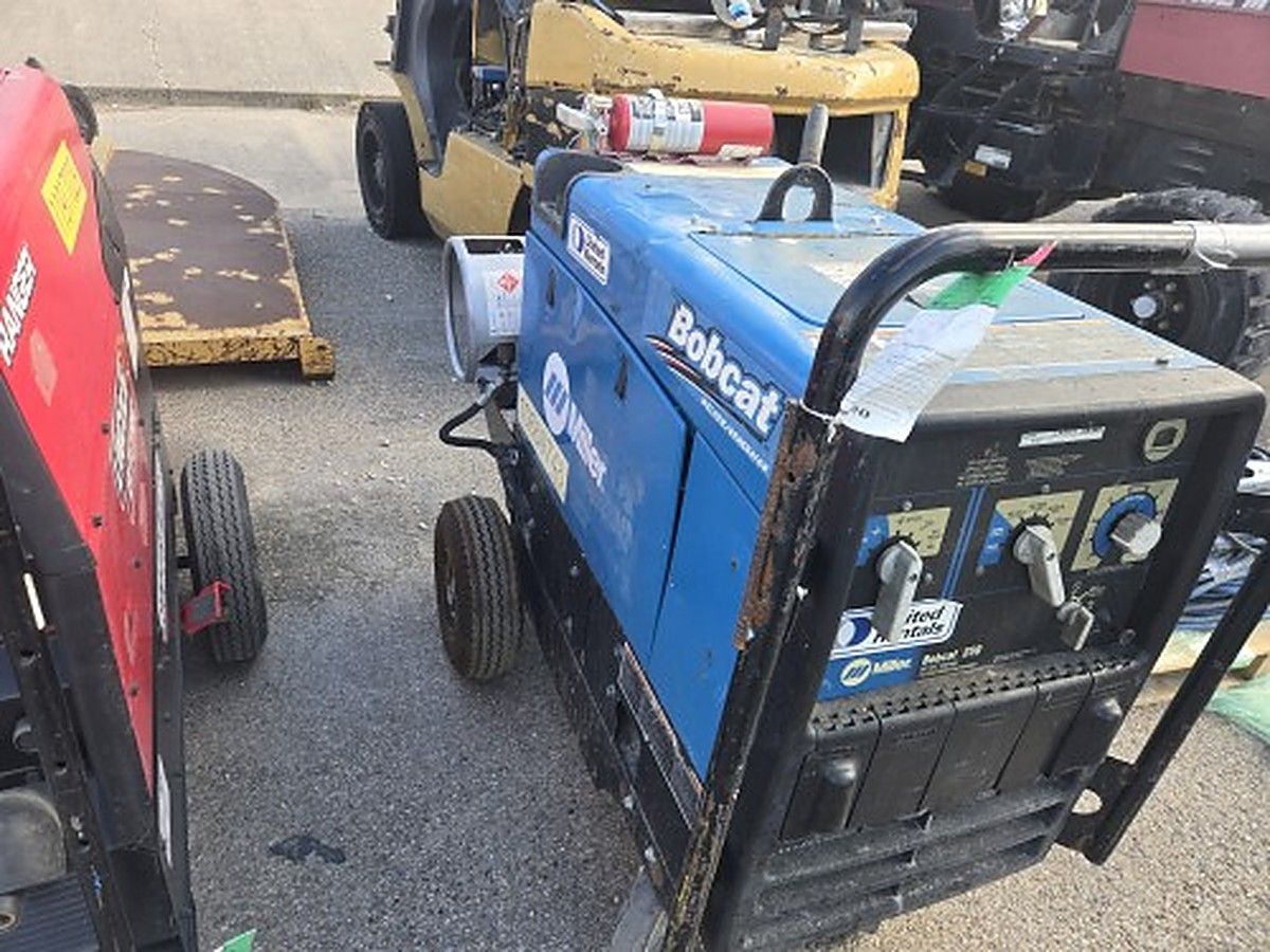 MILLERELEC BOBCAT 250 LP photo 4